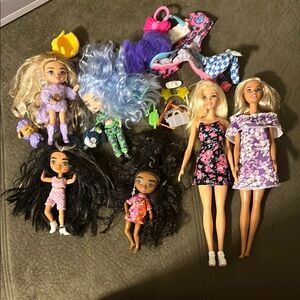 Barbie assorted Fashion Doll Set with Colorful Outfits